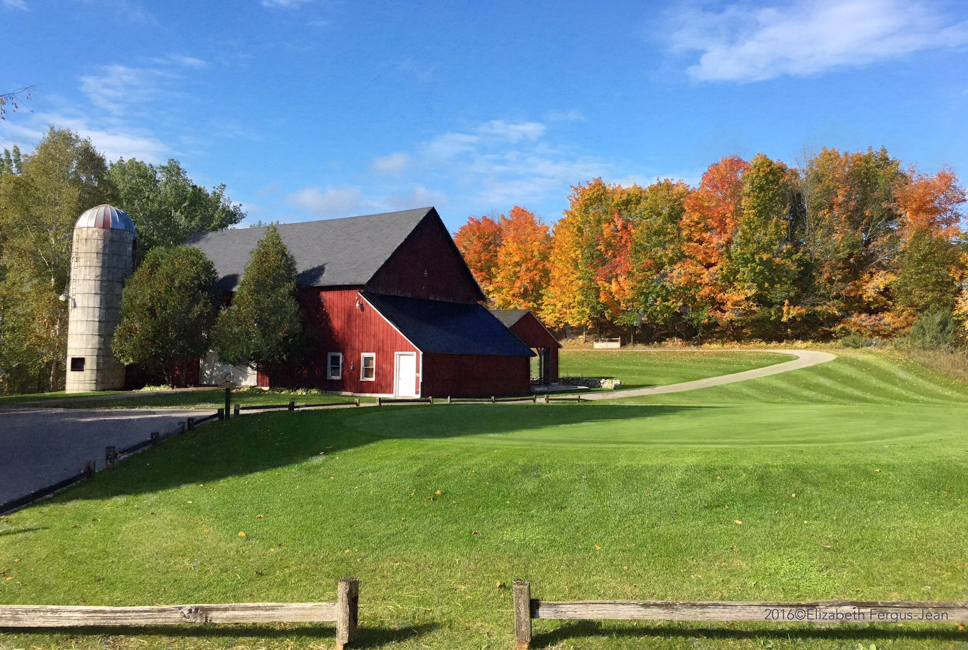 Dunmaglas Golf Club photo 1